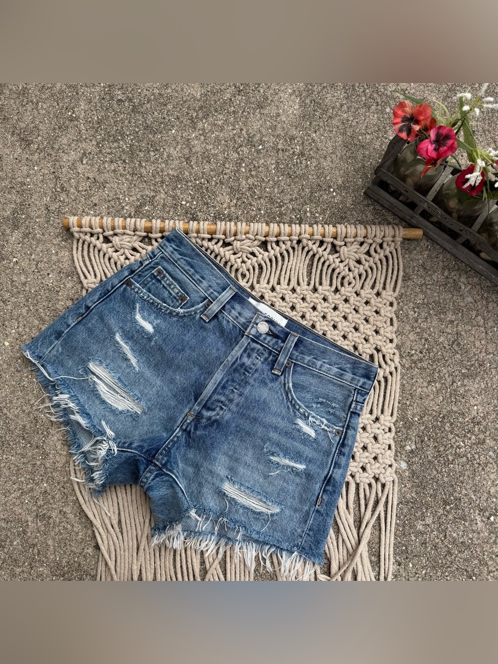 Denim Forum Distressed Jean Shorts Size 23 - The Ex Boyfriend Short